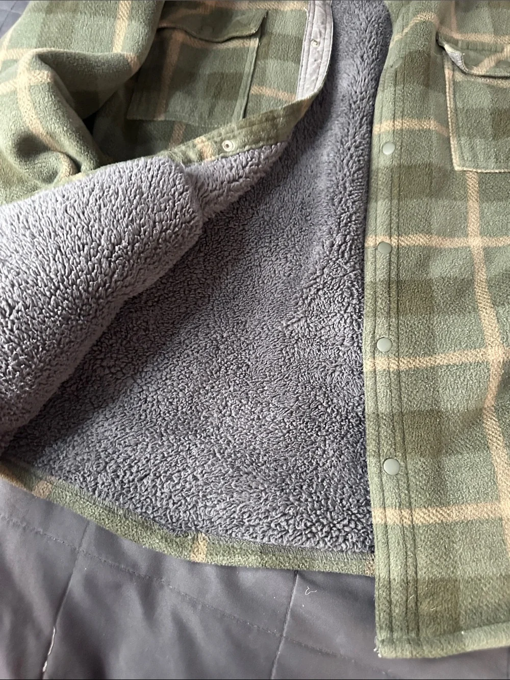 Green Plaid Sherpa-Lined Button-Up Shirt Jacket